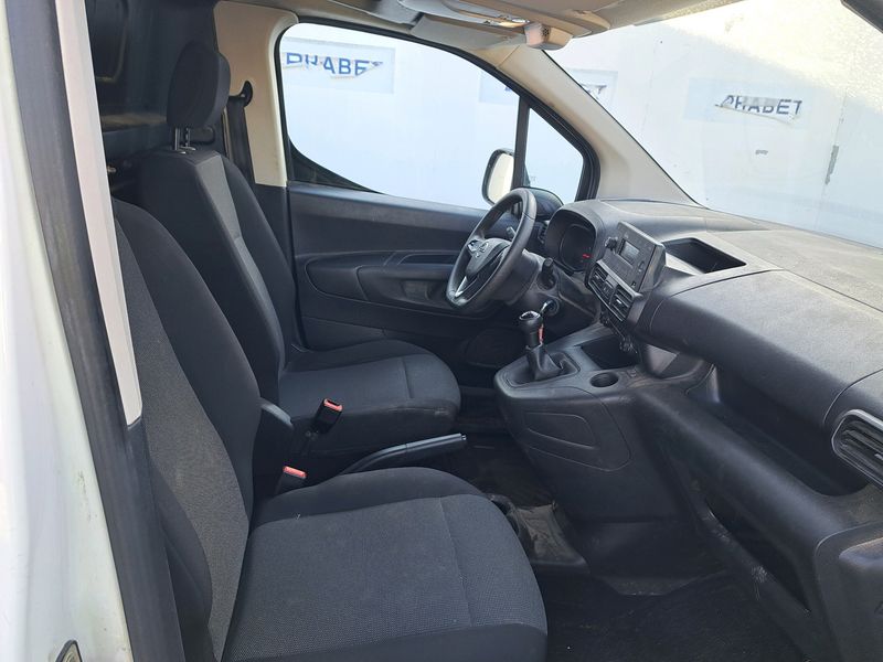 Opel Combo 1.5 CDTI Express — zdjęcie 10