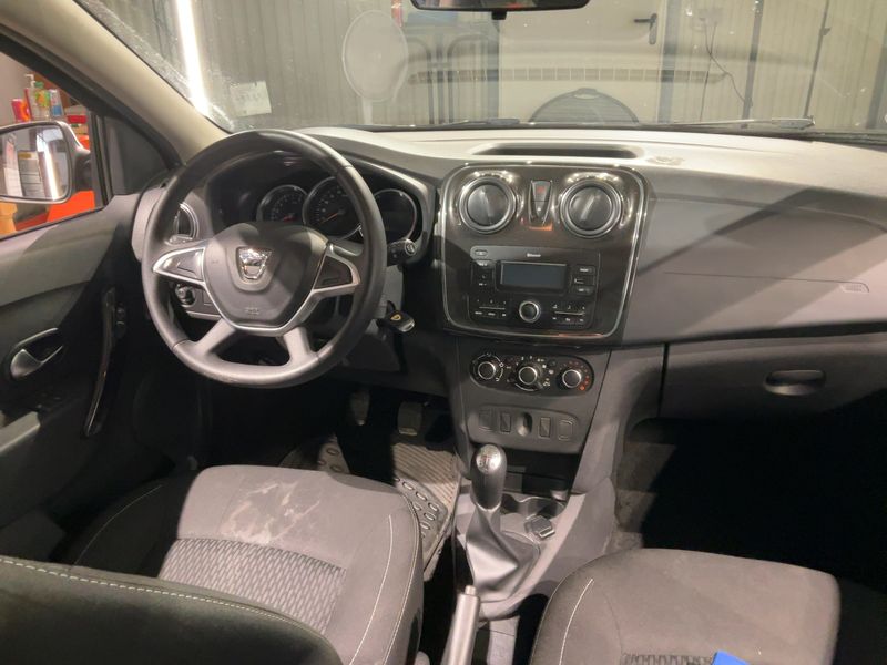 Dacia Logan MCV 1.0 SCe Comfort — zdjęcie 12