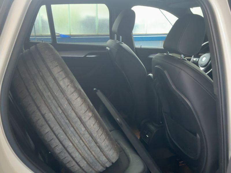 BMW X1 xDrive 25e M Sport — zdjęcie 14