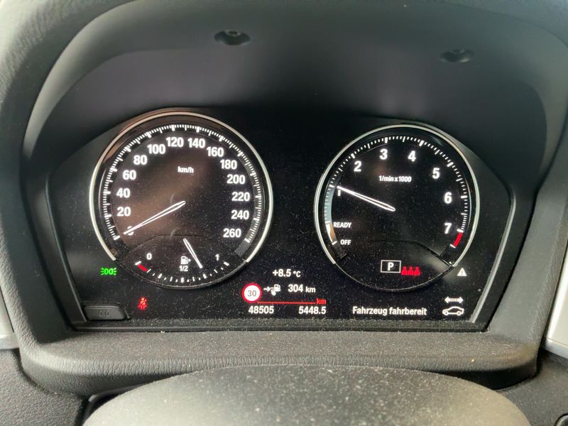 BMW X1 xDrive 25e M Sport — zdjęcie 13