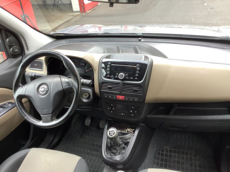 Opel Combo 1.6 CDTI Edition L1H1 — zdjęcie 12