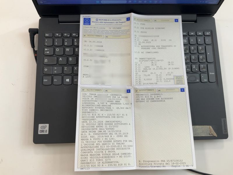 Ford Focus 1.0 EcoBoost Business — zdjęcie 15