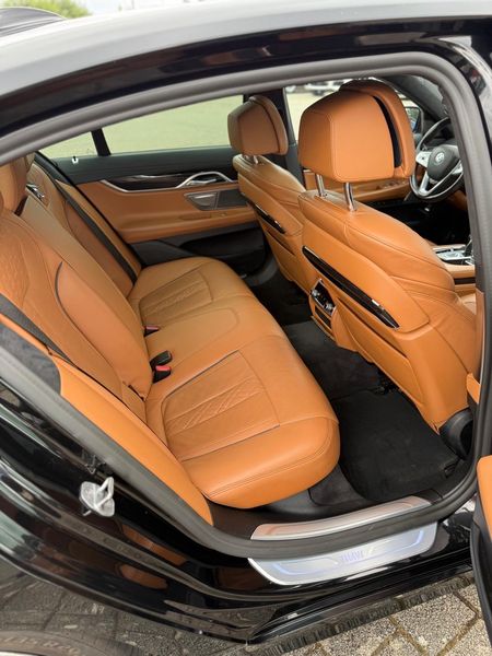 BMW 7er 730d — zdjęcie 14