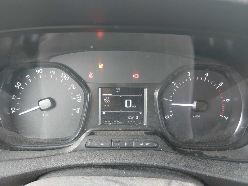 Peugeot Expert 2.0 Blue-HDi Premium L3 — zdjęcie 12