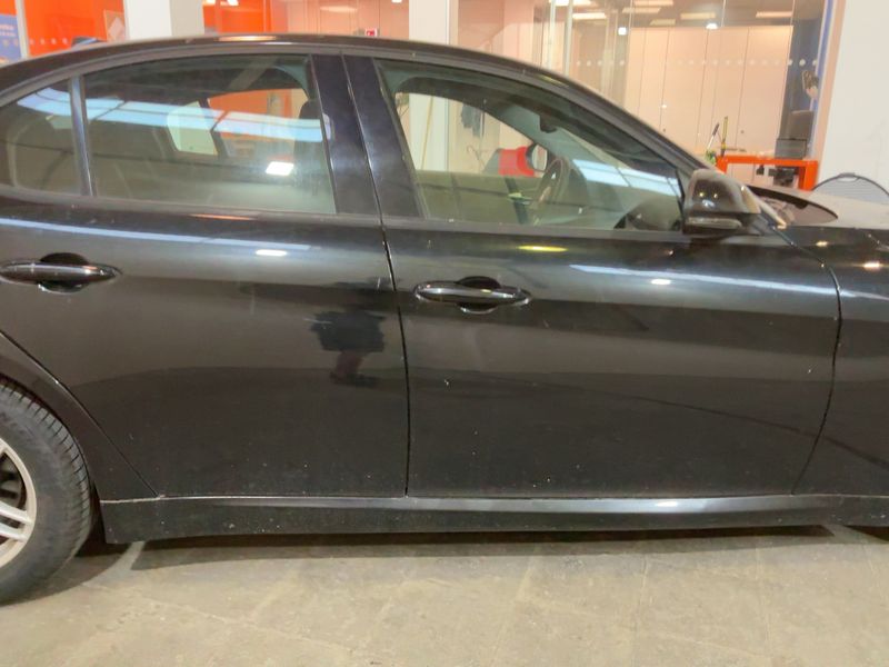 Alfa Romeo Giulia 2.2 JTDM Basis 2017 – снимка 10