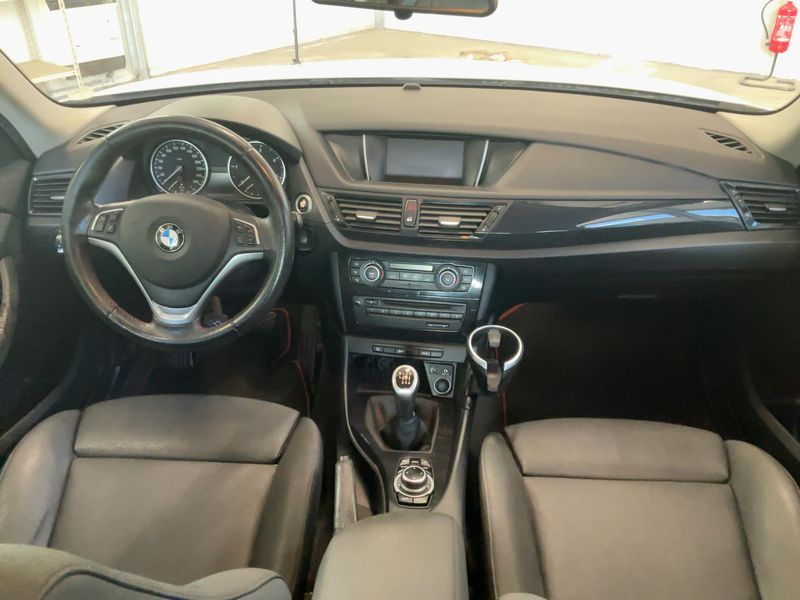 BMW X1 sDrive 16d — zdjęcie 12