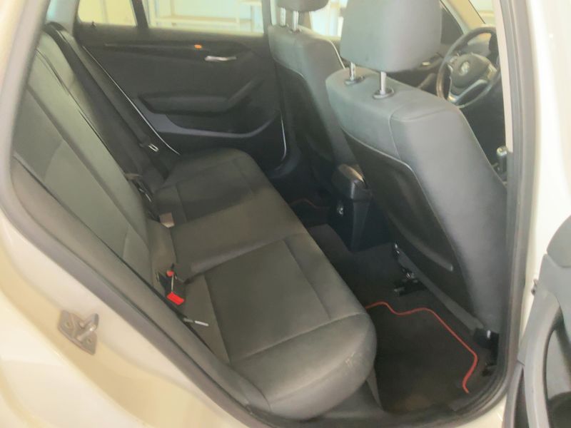 BMW X1 sDrive 16d — zdjęcie 14