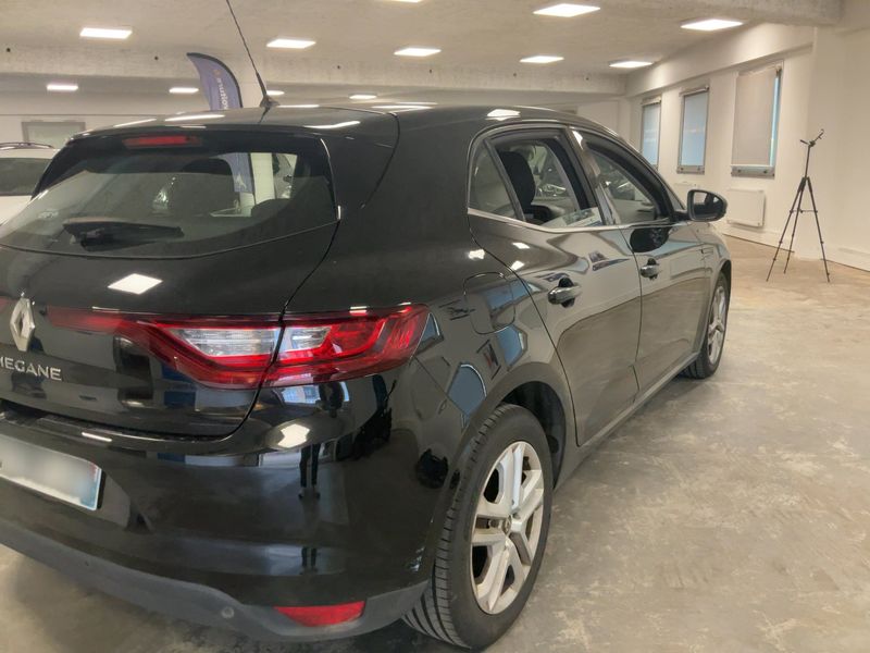 Renault Megane 1.5 BLUE dCi Business — zdjęcie 6