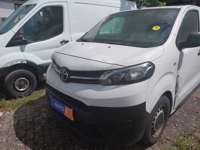 Toyota ProAce 1.5 D-4D Compact Comfort — zdjęcie 2
