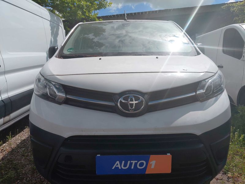 Toyota ProAce 1.5 D-4D Compact Comfort — zdjęcie 7