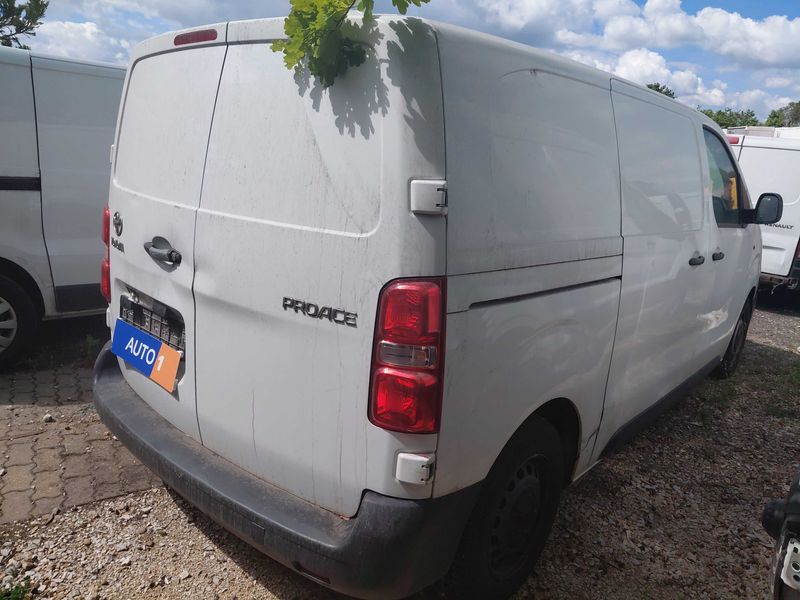 Toyota ProAce 1.5 D-4D Compact Comfort — zdjęcie 5