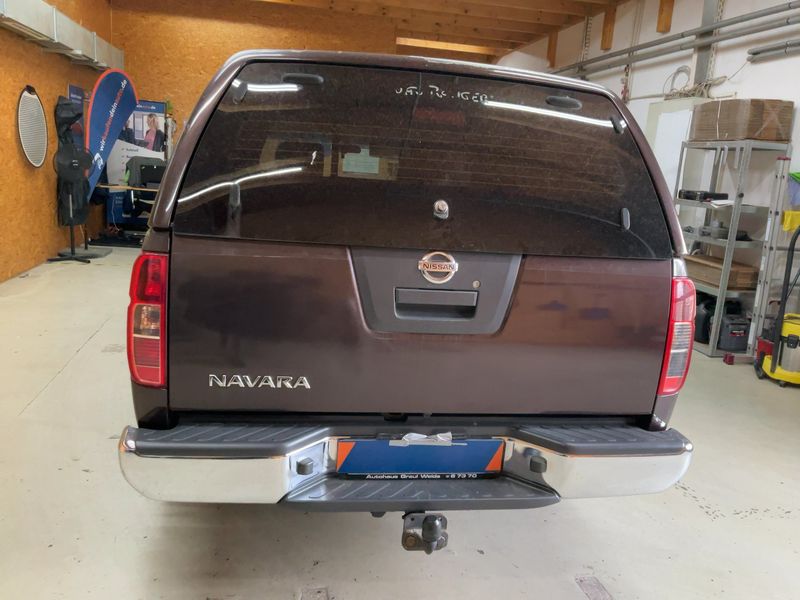 Nissan Navara Pick-up 2.5 dCi King Cab XE 4x4 — zdjęcie 5