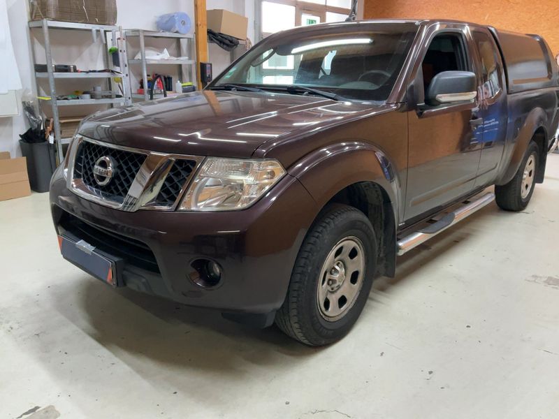 Nissan Navara Pick-up 2.5 dCi King Cab XE 4x4