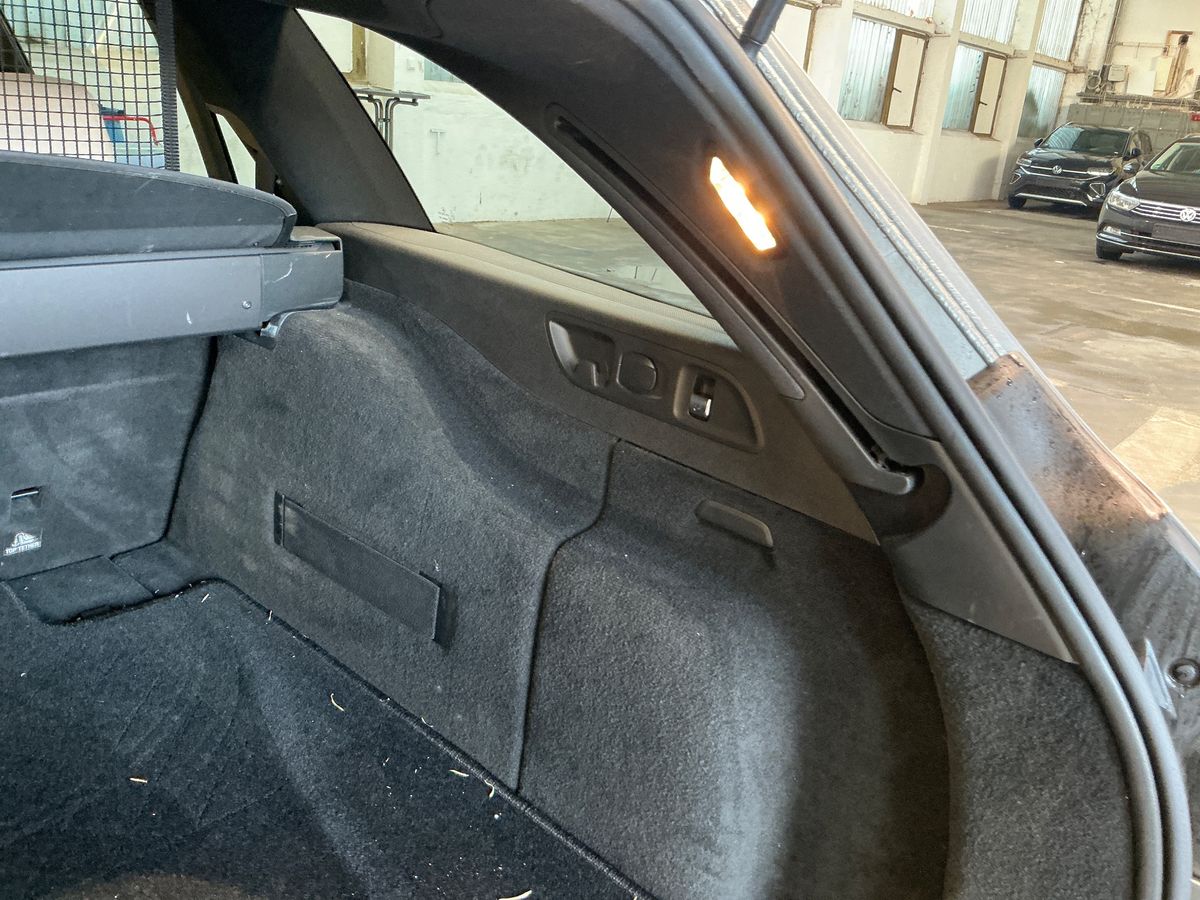 Mercedes-Benz E-Klasse 2021 — photo 41