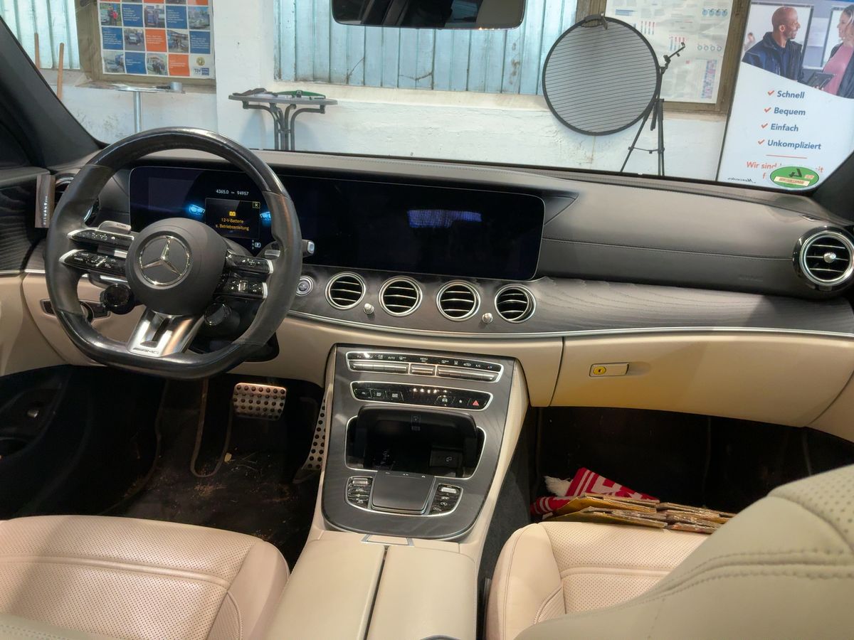 Mercedes-Benz E-Klasse 2021 — photo 19