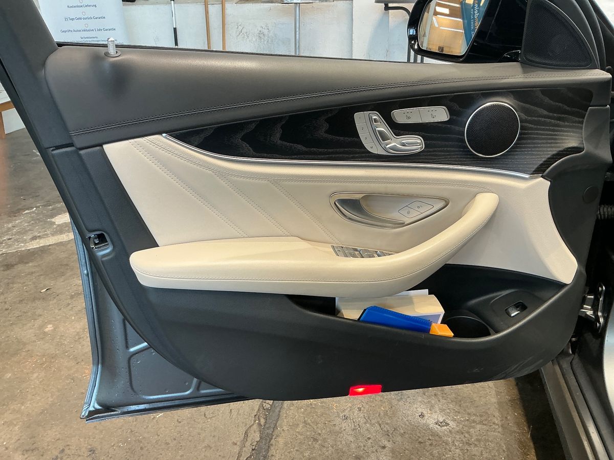 Mercedes-Benz E-Klasse 2021 — photo 38