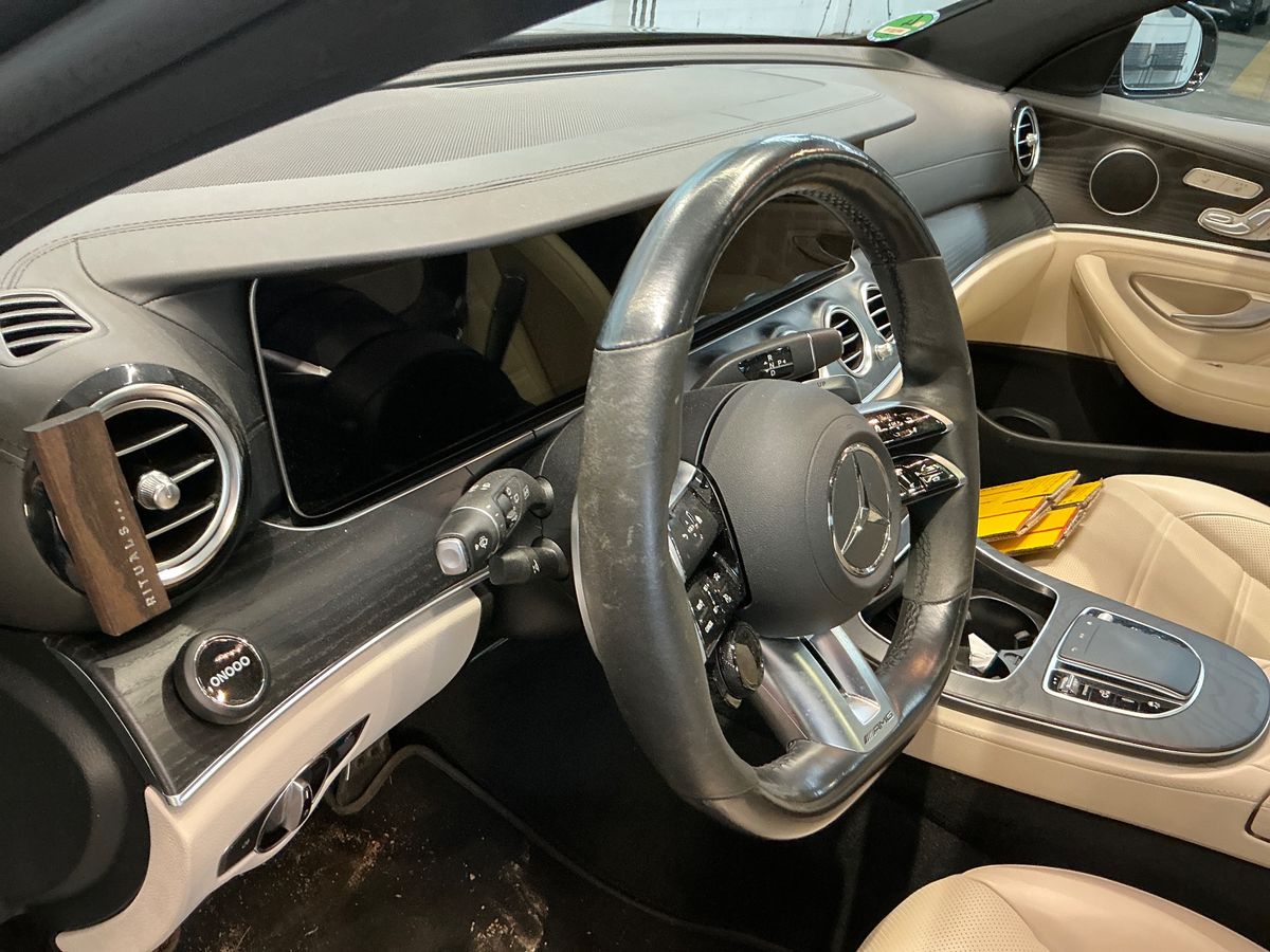 Mercedes-Benz E-Klasse 2021 — photo 45
