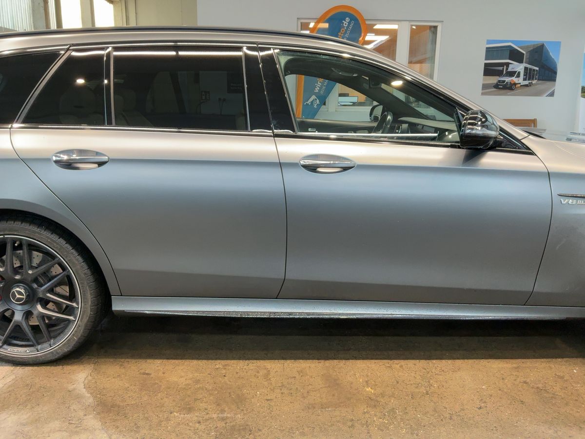 Mercedes-Benz E-Klasse 2021 — photo 11