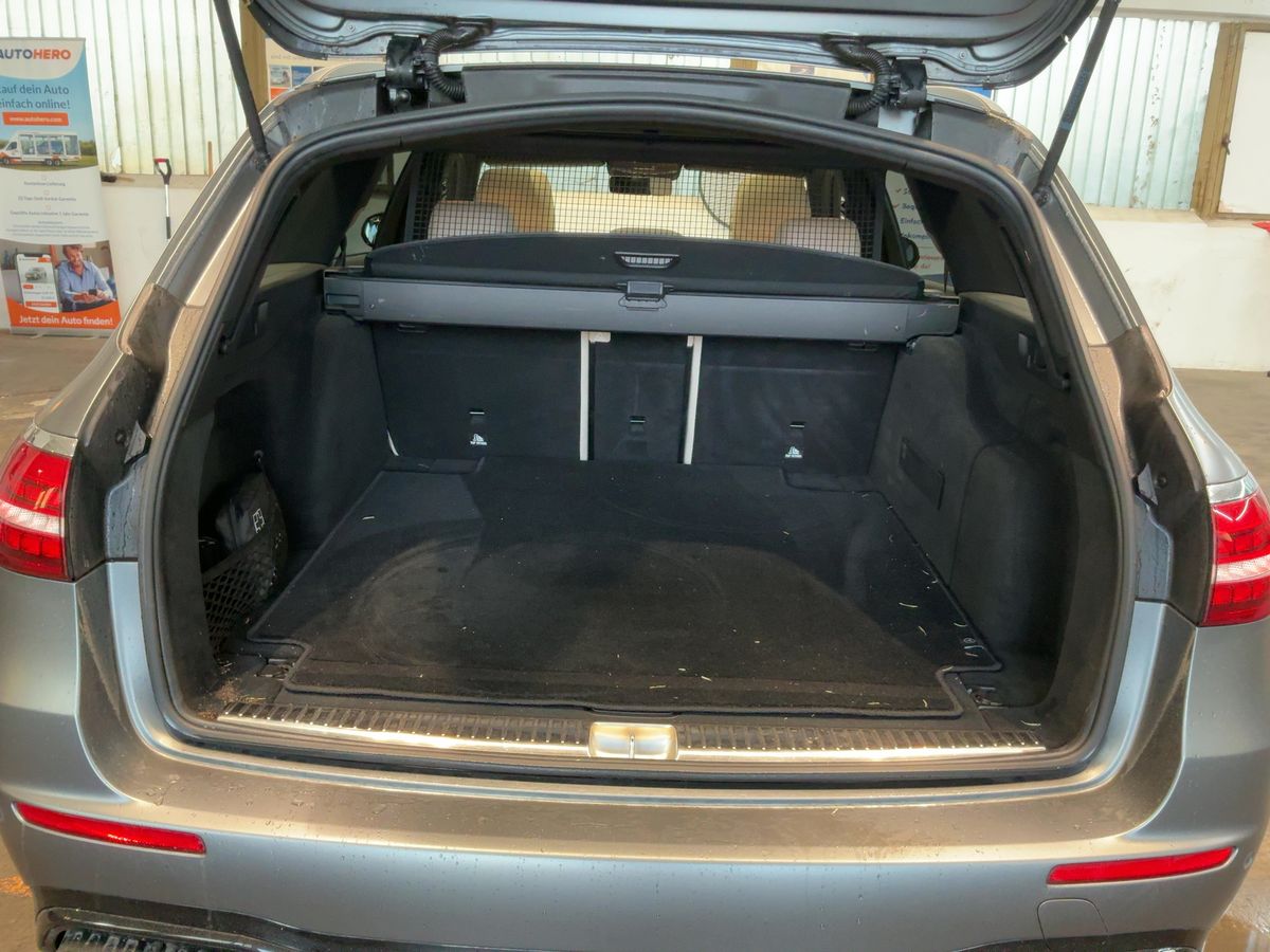 Mercedes-Benz E-Klasse 2021 — photo 17