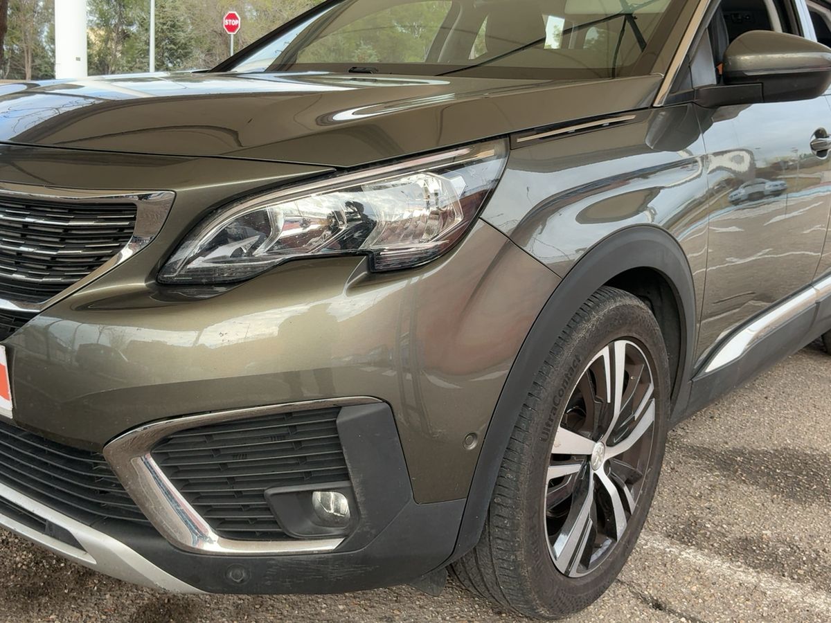 Peugeot 5008 d'occasion