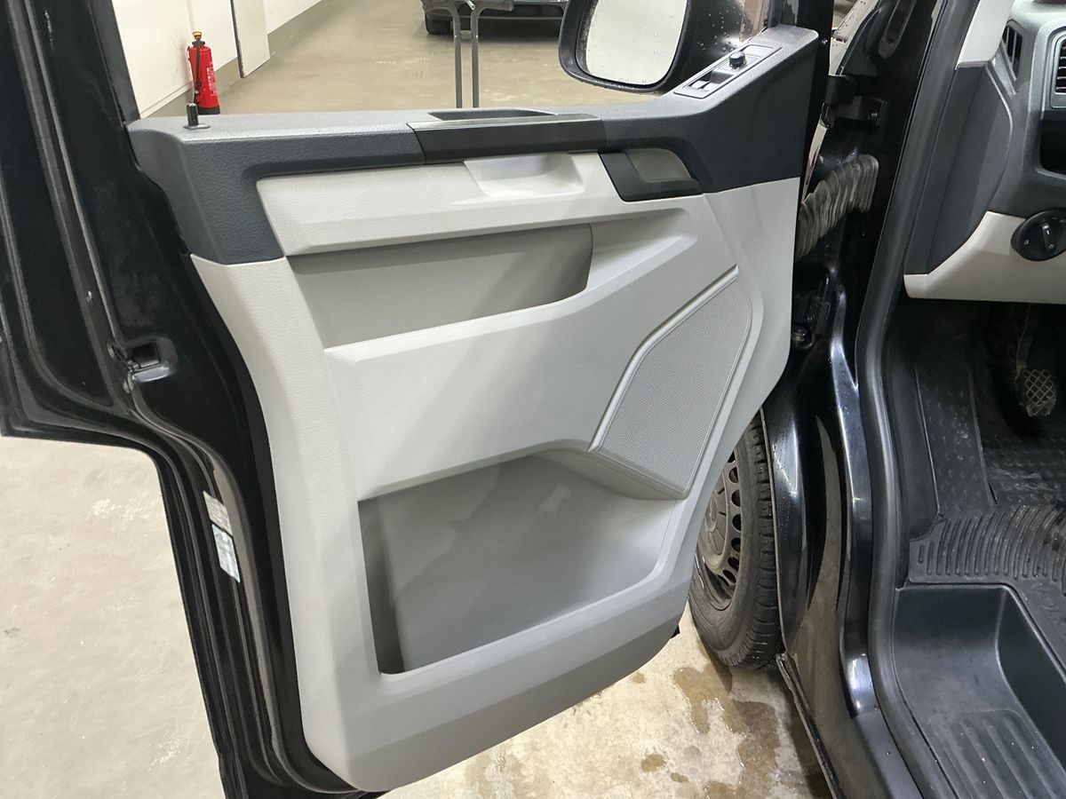 Volkswagen T6 2017 — photo 35