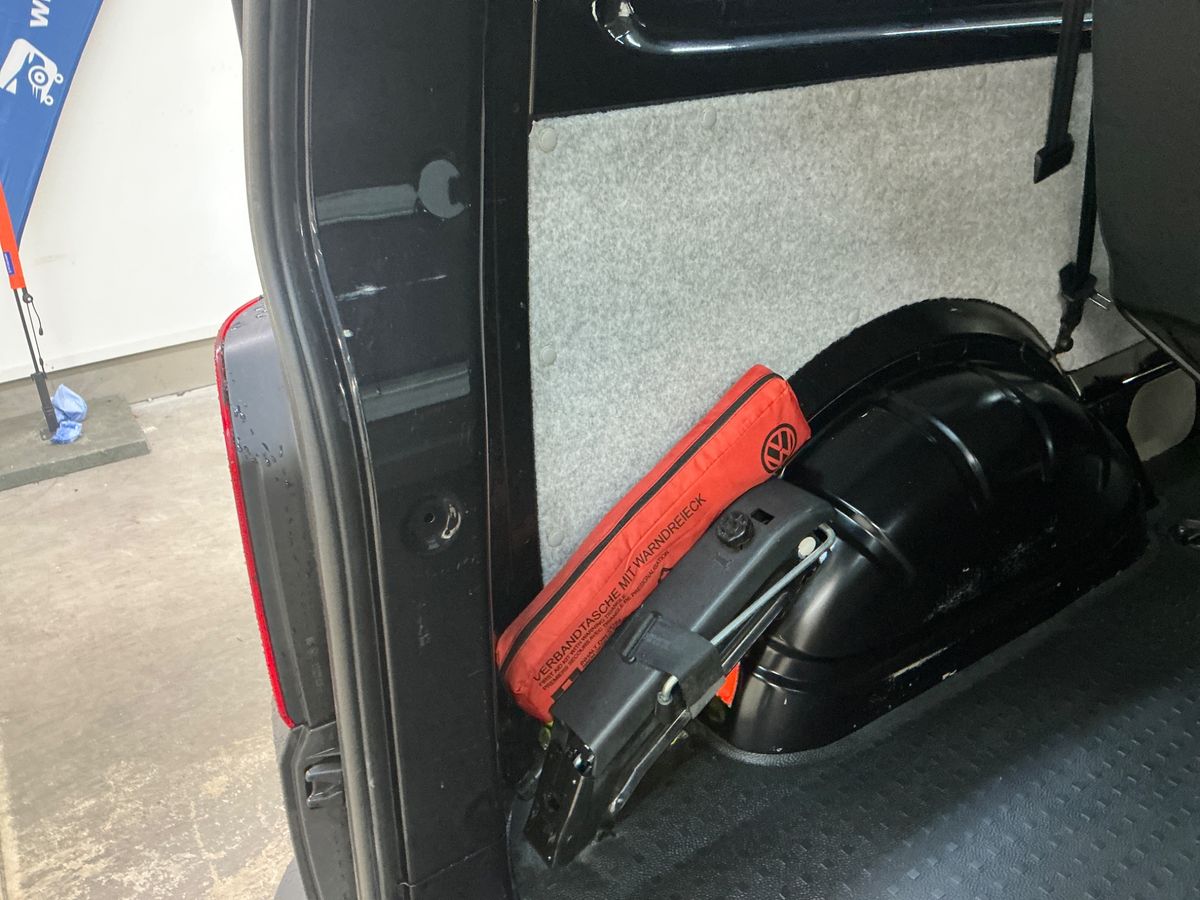 Volkswagen T6 2017 — photo 32