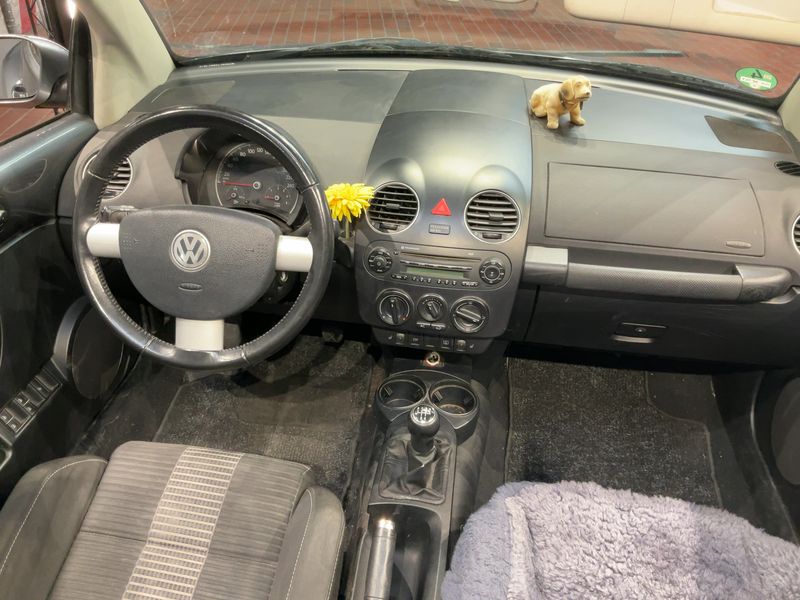 Volkswagen New Beetle 1.9 TDI United — zdjęcie 12