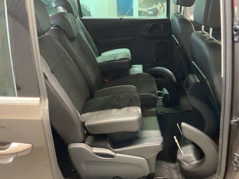 Seat Alhambra 2.0 TDI Crono Plus — zdjęcie 14