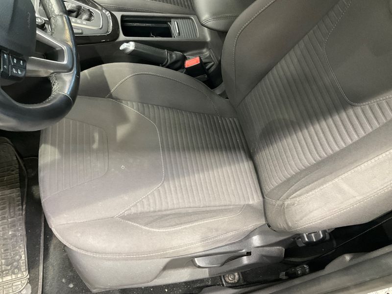Ford Focus 2.0 TDCi Titanium 2015 – снимка 28
