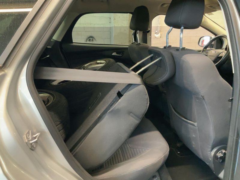 Ford Focus 2.0 TDCi Titanium 2015 – снимка 19