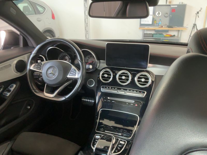 Mercedes-Benz C-Klasse C 43 AMG 4Matic — zdjęcie 12