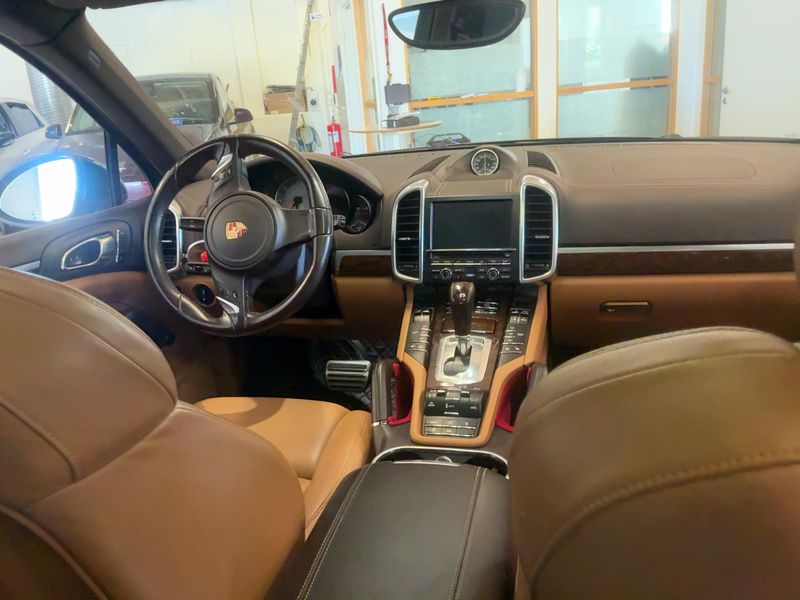 Porsche Cayenne S Diesel 2013 – снимка 18