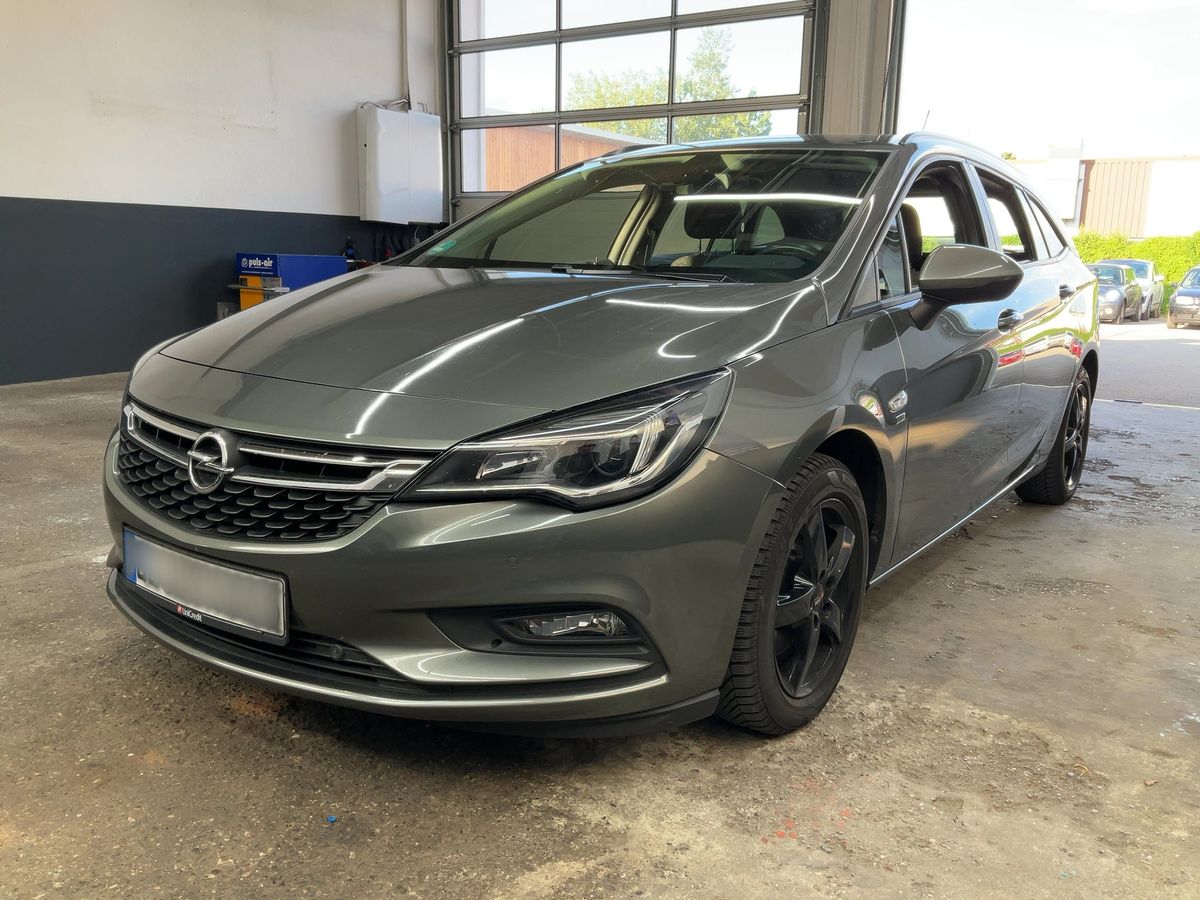 Opel Astra 2019 — photo 1