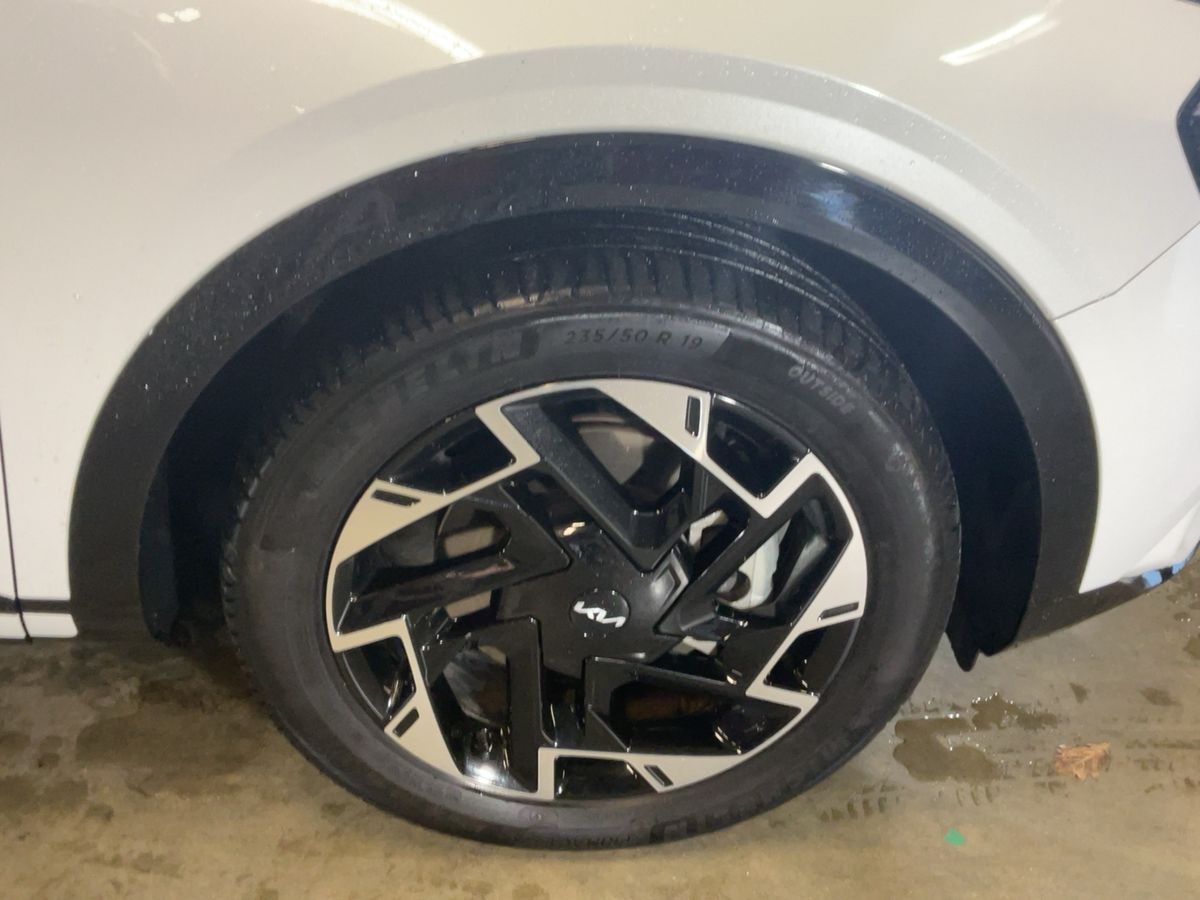 Kia Sportage 2023 — photo 12