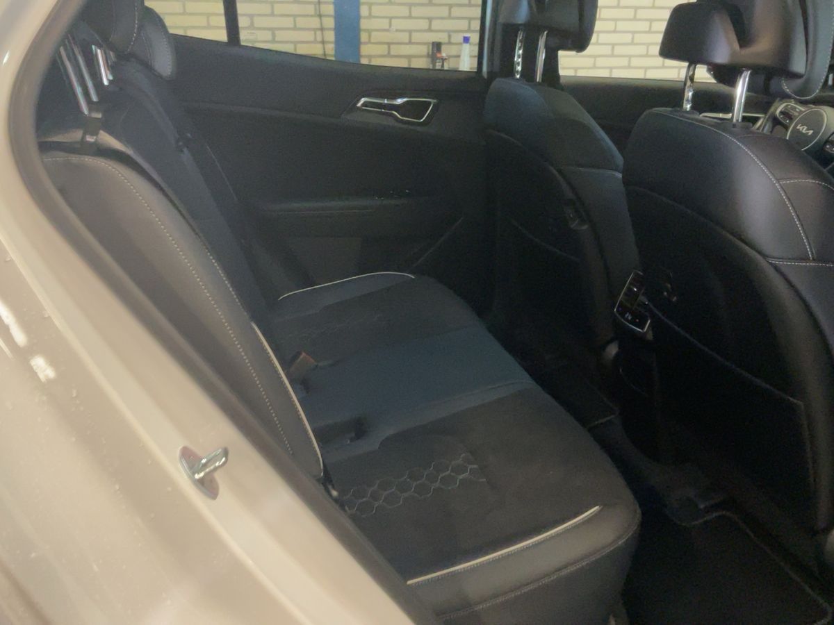 Kia Sportage 2023 — photo 20