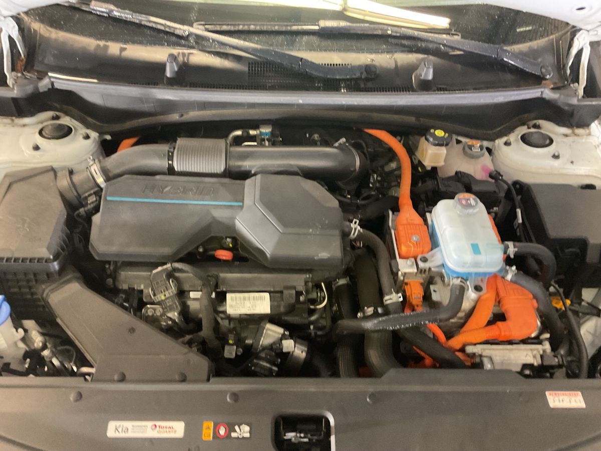 Kia Sportage 2023 — photo 25