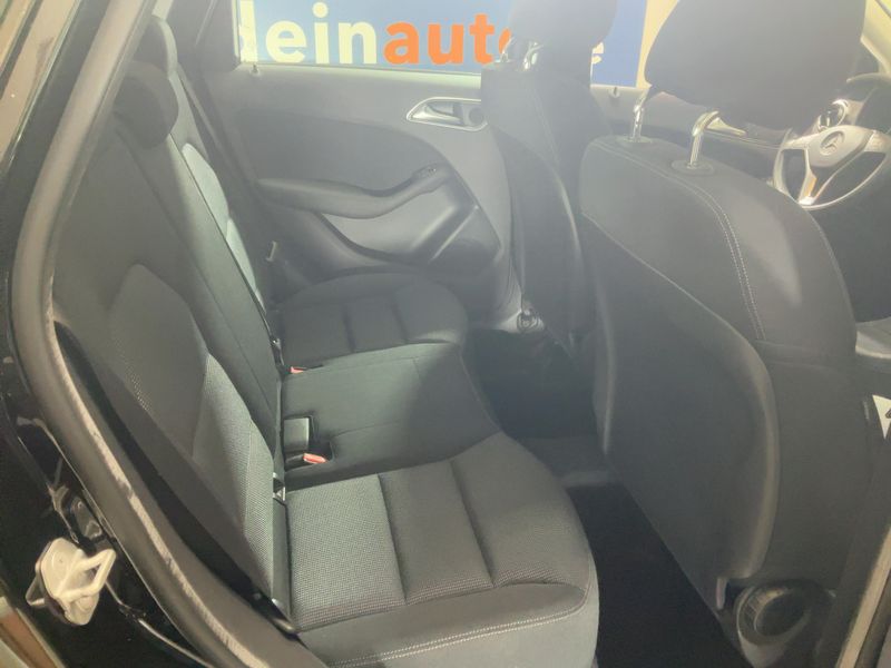 Mercedes-Benz B-Klasse B 200 — zdjęcie 14