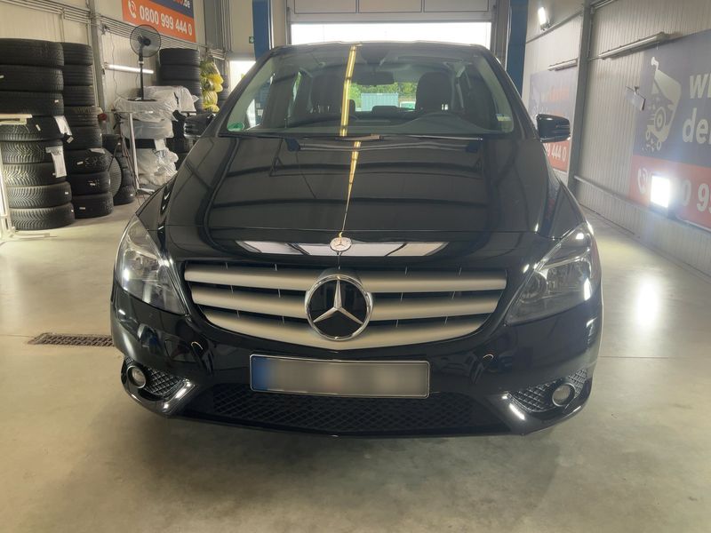 Mercedes-Benz B-Klasse B 200 — zdjęcie 9