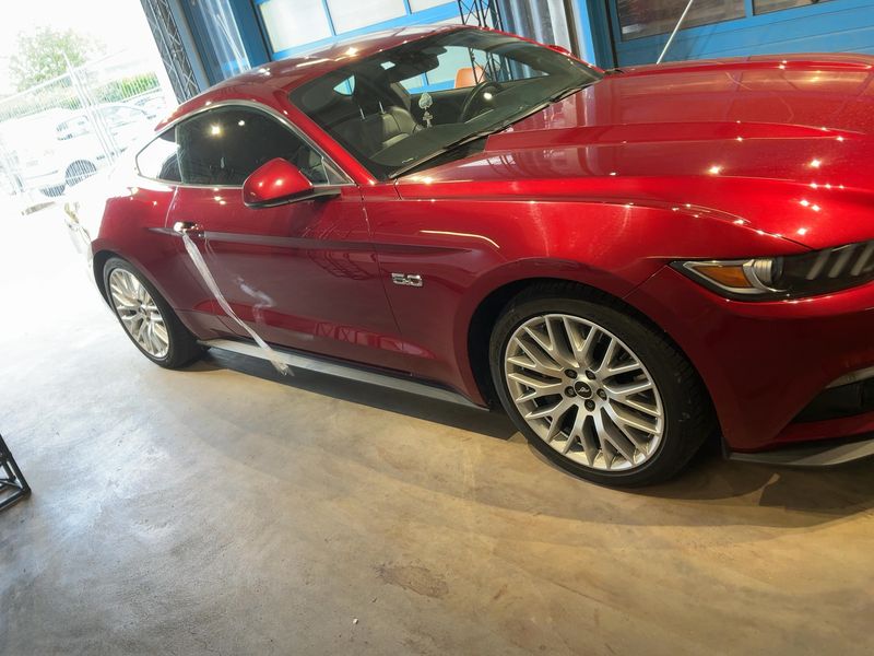 Ford Mustang 5.0 Ti-VCT V8 GT — zdjęcie 8