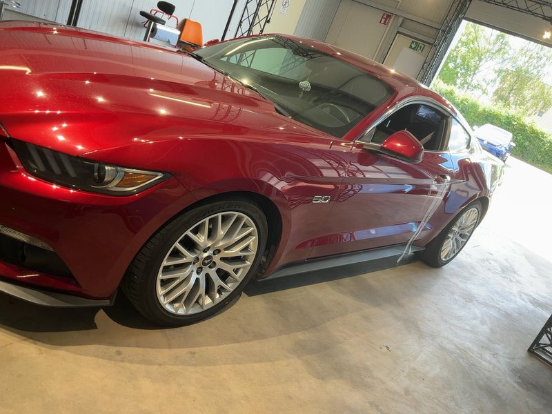 Ford Mustang 5.0 Ti-VCT V8 GT — zdjęcie 2