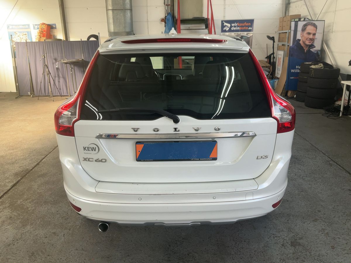 Volvo XC60 2015 — photo 8