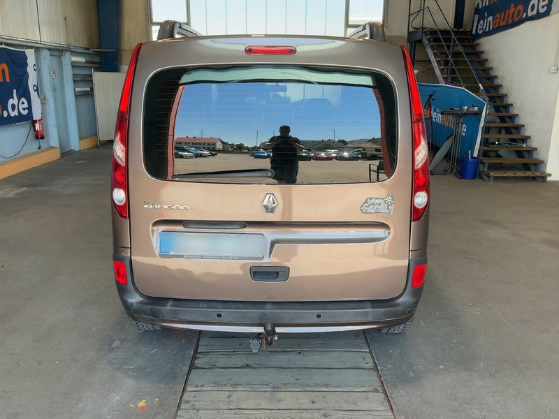 Renault Kangoo 1.6 Happy Family — zdjęcie 5