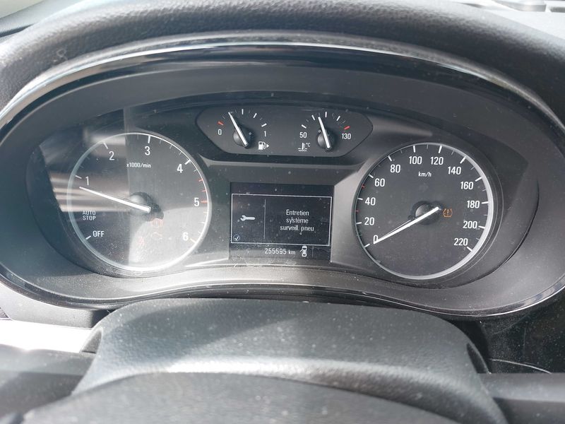 Opel Mokka X 1.6 CDTI DPF Innovation Start/Stop — zdjęcie 12