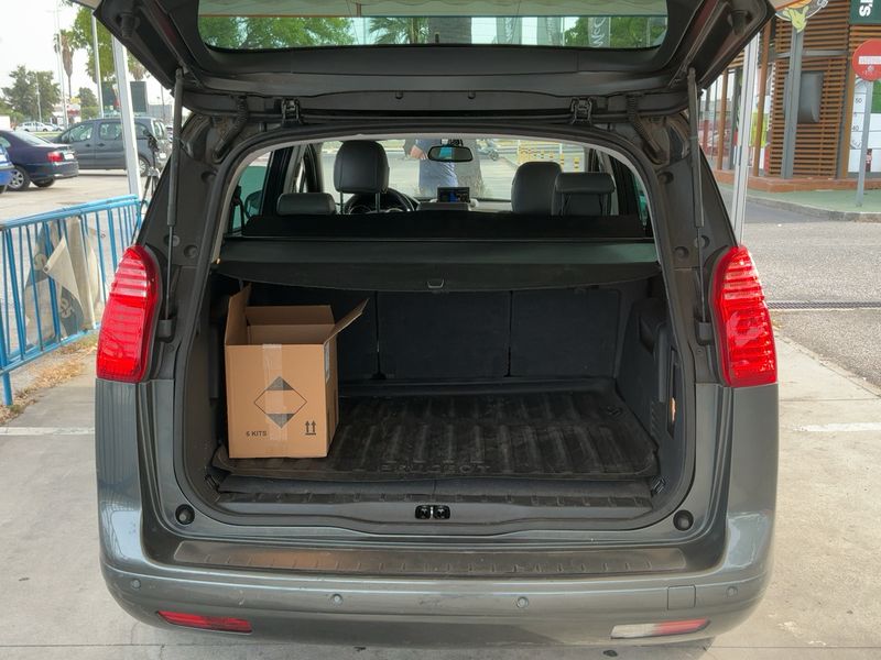 Peugeot 5008 1.6 Blue-HDi Allure 2015 – снимка 15