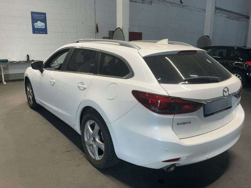 Mazda 6 2.0 Exclusive-Line — zdjęcie 3