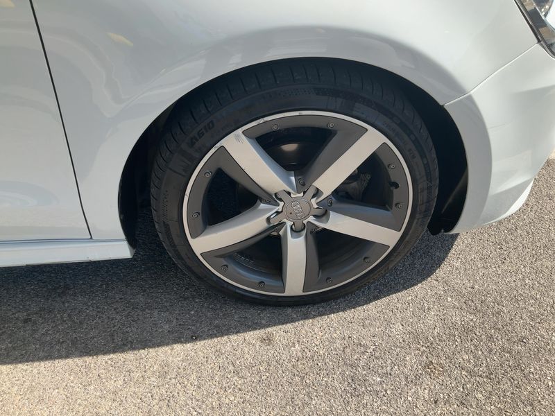 Audi A1 1.6 TDI Admired 2014 – снимка 11
