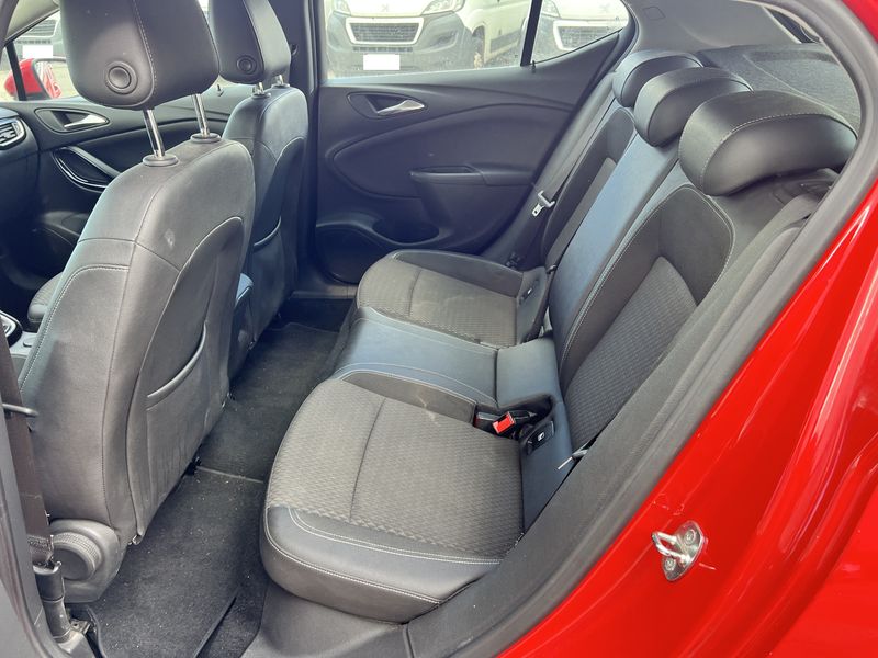 Opel Astra 1.0 Advance Start/Stop — zdjęcie 13