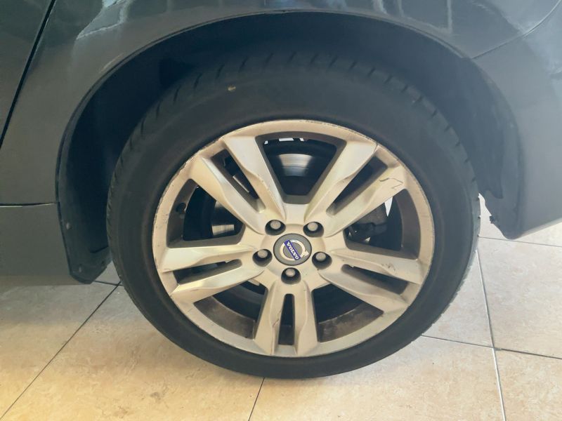 Volvo V60 2.0 D4 Momentum 2011 – снимка 5