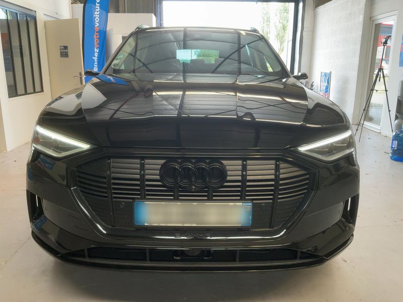 Audi e-tron 55 quattro Avus — zdjęcie 9