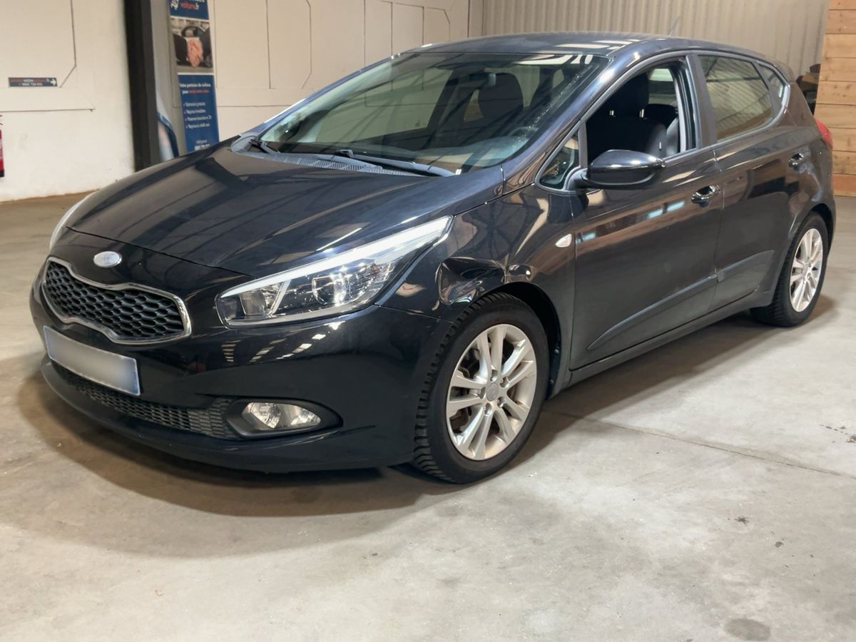 Kia cee'd 2014